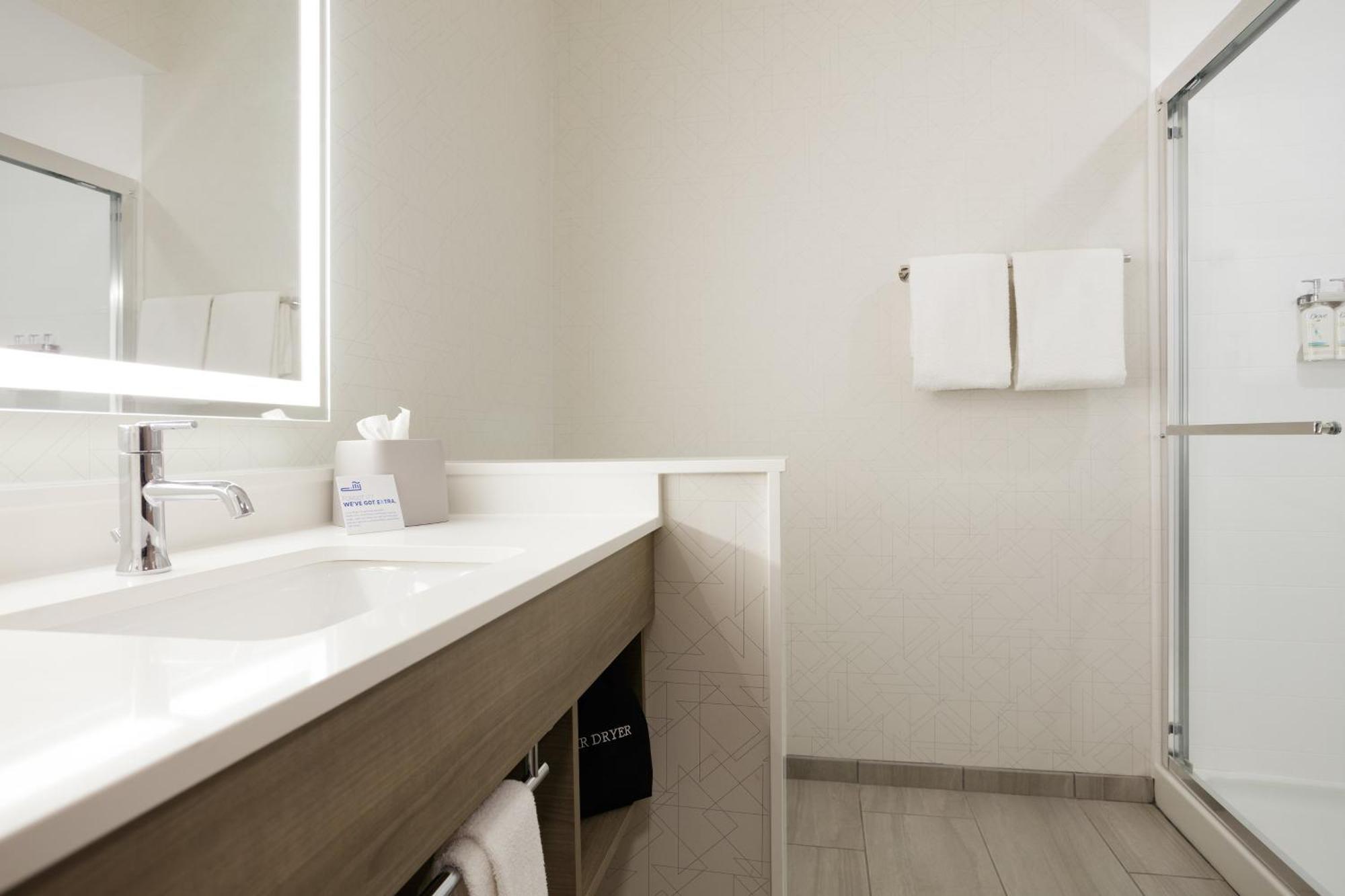 Holiday Inn Express & Suites Ripley By Ihg Εξωτερικό φωτογραφία